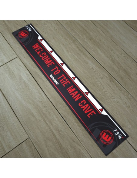 Linia rzutów DART Winmau Oche czarna naklejka MAN CAVE