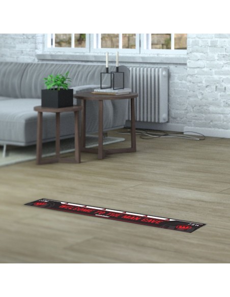 Linia rzutów DART Winmau Oche czarna naklejka MAN CAVE